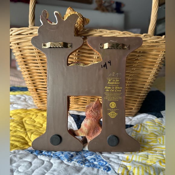 Vintage BRADFORD EXCHANGE 2008 HOME Is Where the Cat Lives - Picture 3 of 9